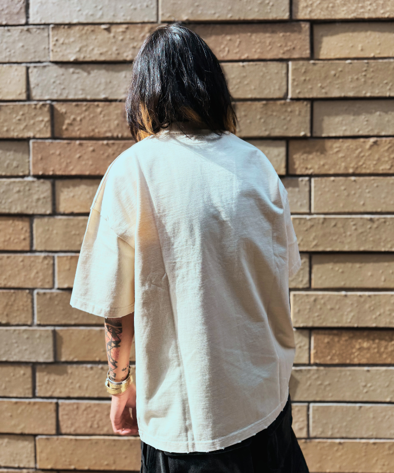 【Untitled Artworks】Tee Untitled Cream