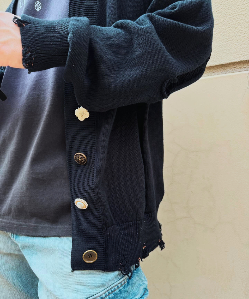 【Untitled Artworks】Cardigan Distressed Black