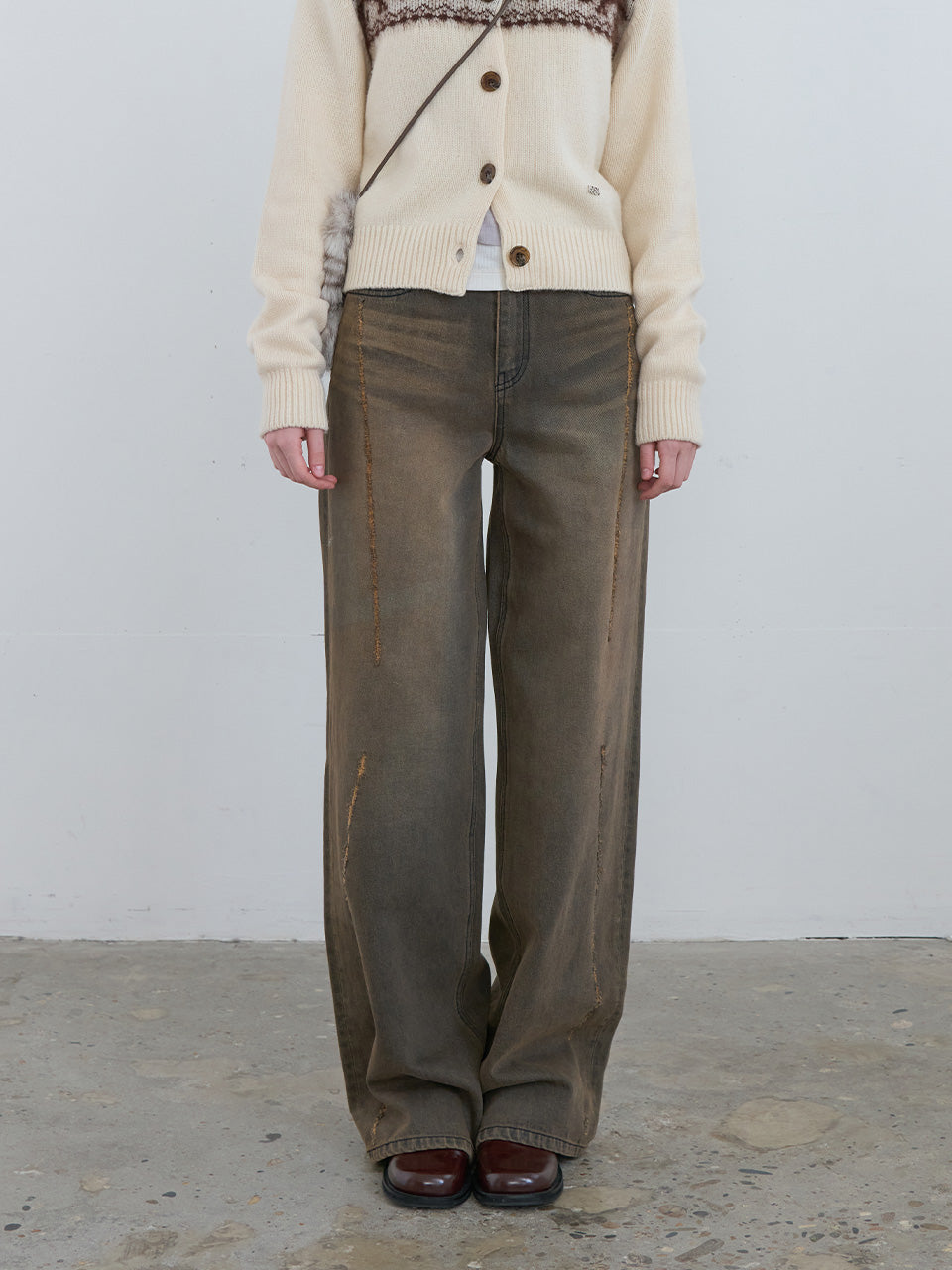 Scratched Wide Jeans