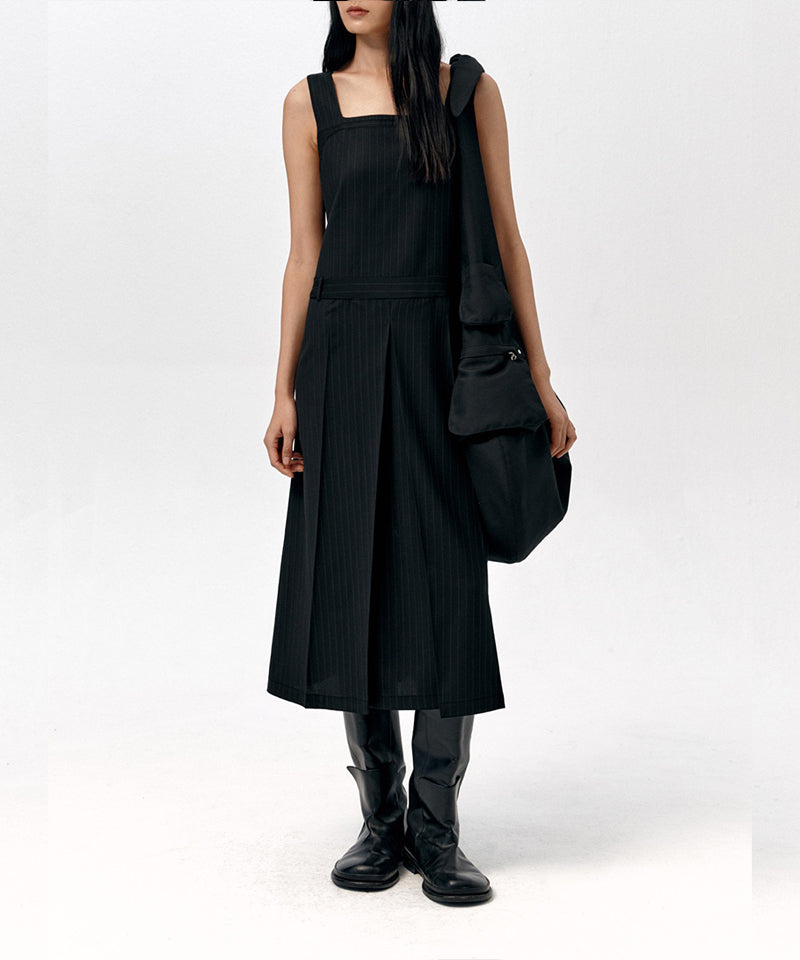 【LOW CLASSIC】INVERTED PLEAT DRESS / Black