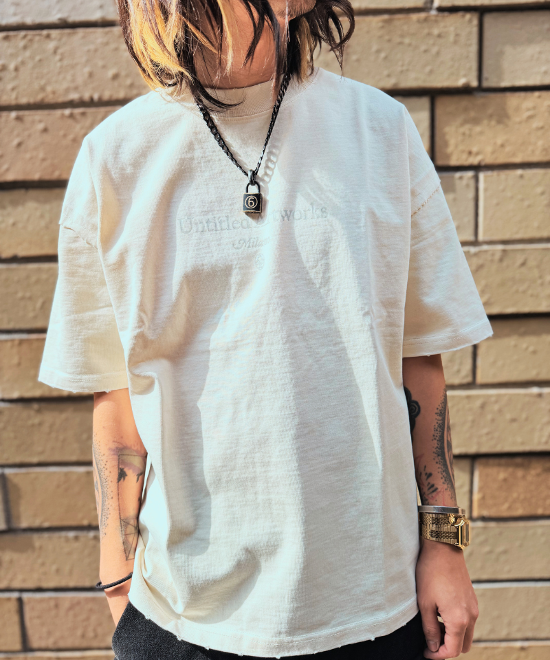 【Untitled Artworks】Tee Untitled Cream